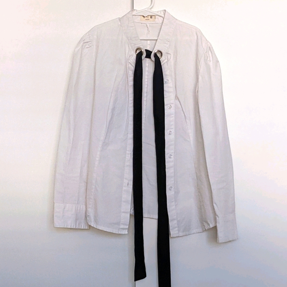 White Dress Shirt with Collar Loophole Tie